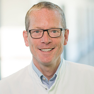 Priv.-Doz. Dr. med. Dr. habil. Jörg Johannes Höer Dieses Bild zeigt ein Portrait von Herrn Priv.-Doz. Dr. med. Dr. habil. Jörg Johannes Höer.
