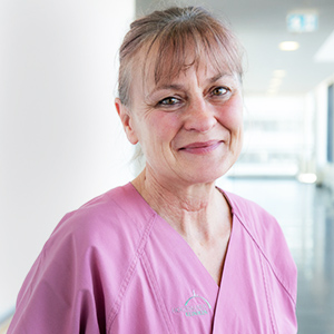 Karin Mäuer Dieses Bild zeigt ein Portrait von Frau Karin Mäuer